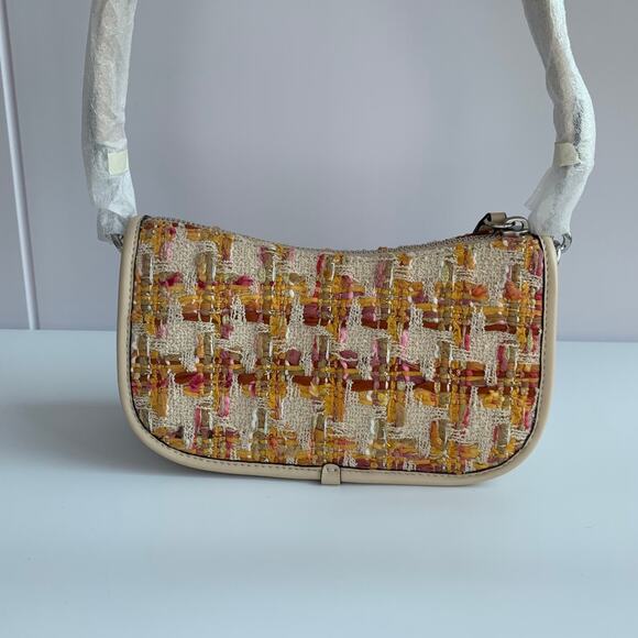 Coach Swinger 20 In Tweed LH/NEUTRAL NWOT - Picture 3 of 8